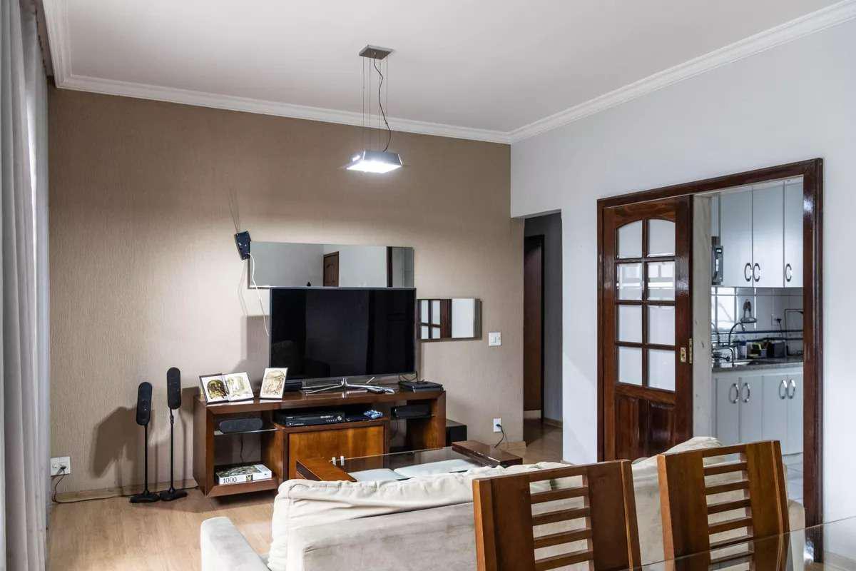 Apartamento, Coração de Jesus, 3 Quartos, 1 Vaga, 1 Suíte