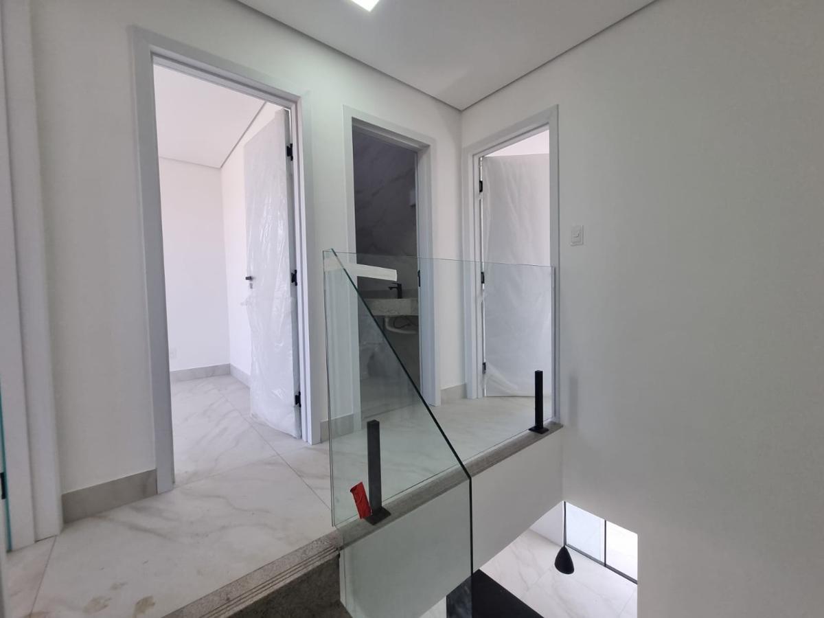 Casa, Planalto, 3 Quartos, 1 Vaga, 1 Suíte