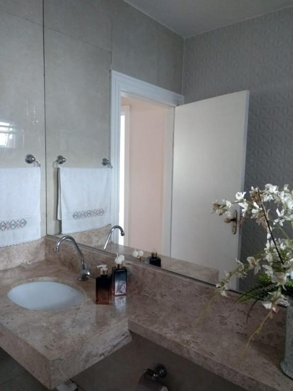Casa, Bom Jardim, 2 Quartos, 2 Vagas