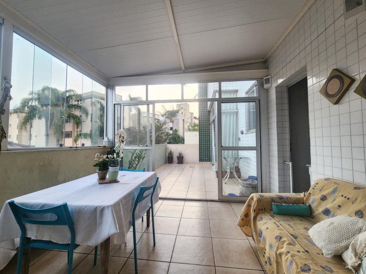 Cobertura, Estoril, 3 Quartos, 4 Vagas, 1 Suíte