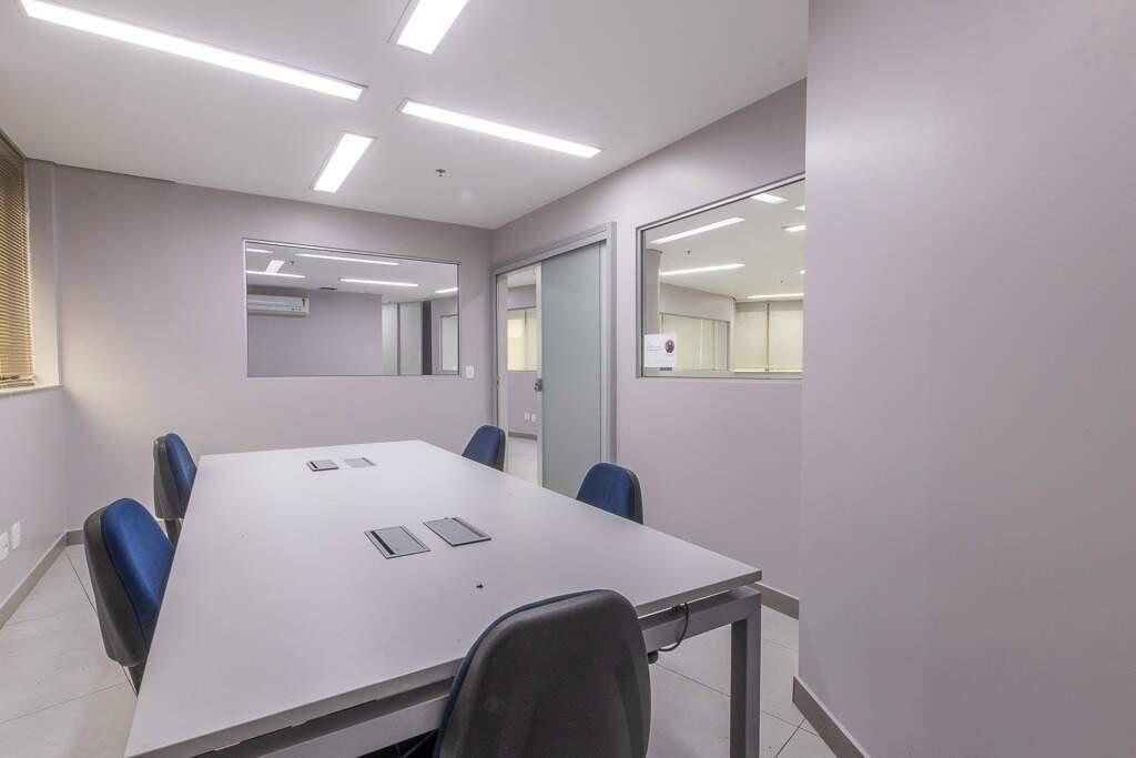 Sala, Vila da Serra, 0 Quarto, 9 Vagas