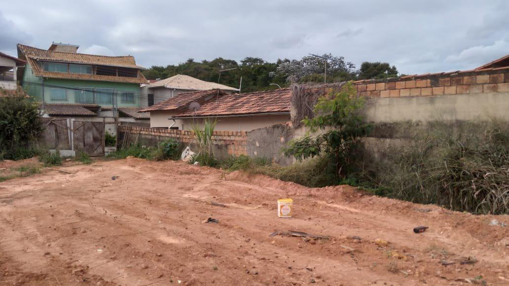 Lote, Vale das Amendoeiras, 0 Quarto, 0 Vaga