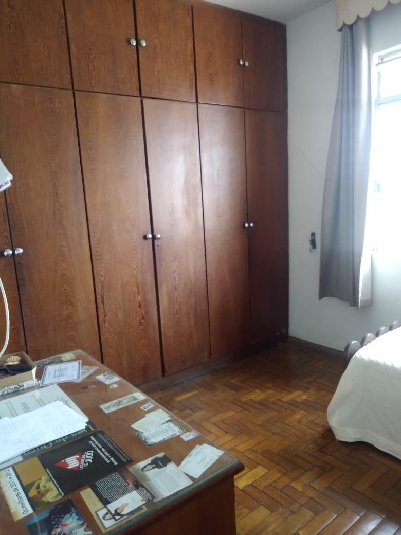 Casa, Barroca, 3 Quartos, 4 Vagas, 1 Suíte