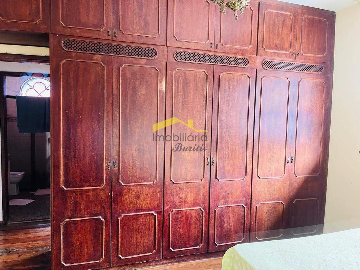 Casa, Salgado Filho, 4 Quartos, 5 Vagas, 1 Suíte