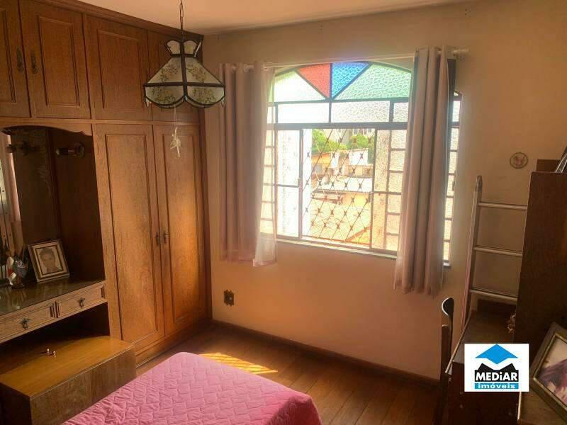 Casa, Cidade Nova, 3 Quartos, 3 Vagas, 1 Suíte