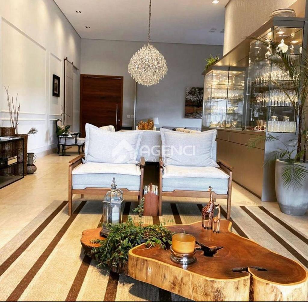 Casa em Condomínio, Alphaville - Lagoa dos Ingleses, 4 Quartos, 0 Vaga, 4 Suítes