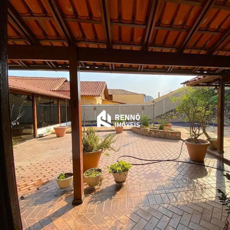 Casa, Santa Lúcia, 5 Quartos, 4 Vagas, 3 Suítes