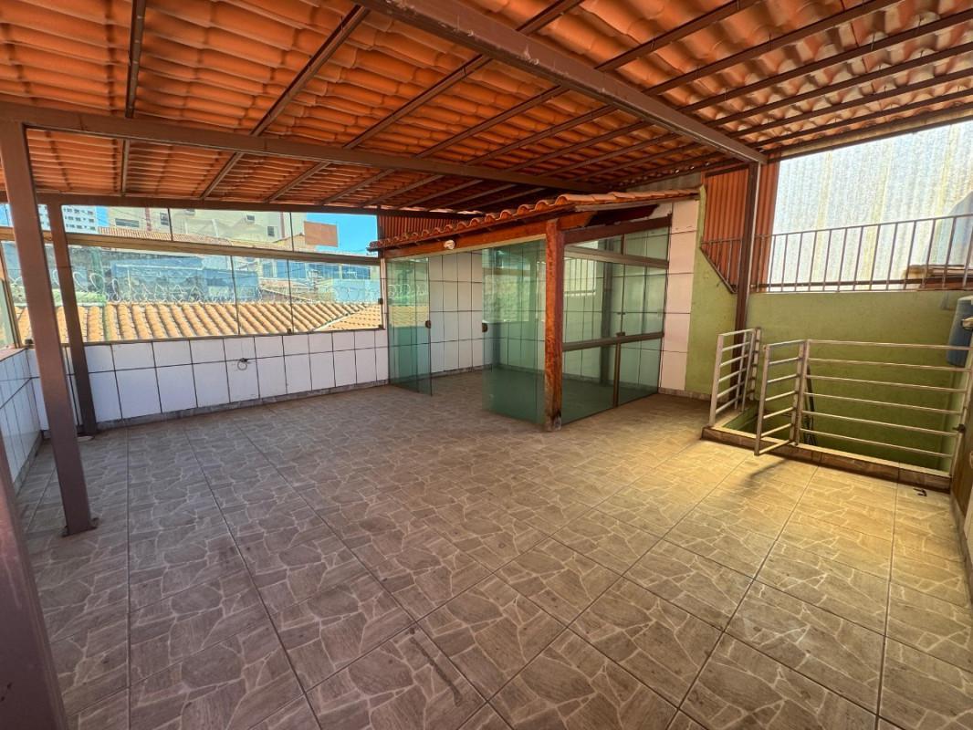 Casa, Carlos Prates, 3 Quartos, 2 Vagas, 1 Suíte