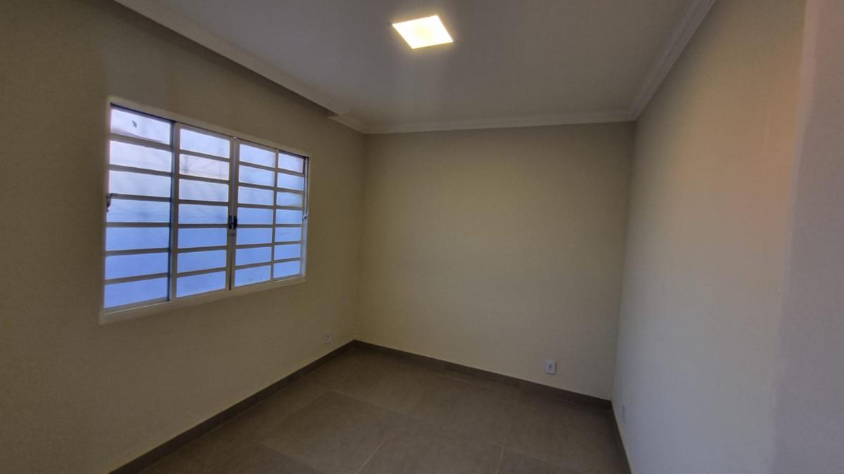 Casa, Alto das Flores, 3 Quartos, 4 Vagas, 1 Suíte