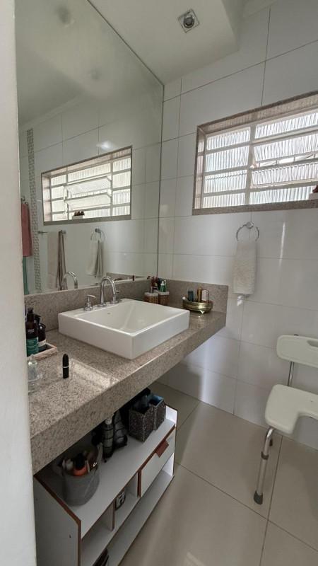 Casa, Santa Luiza, 4 Quartos, 3 Vagas, 2 Suítes