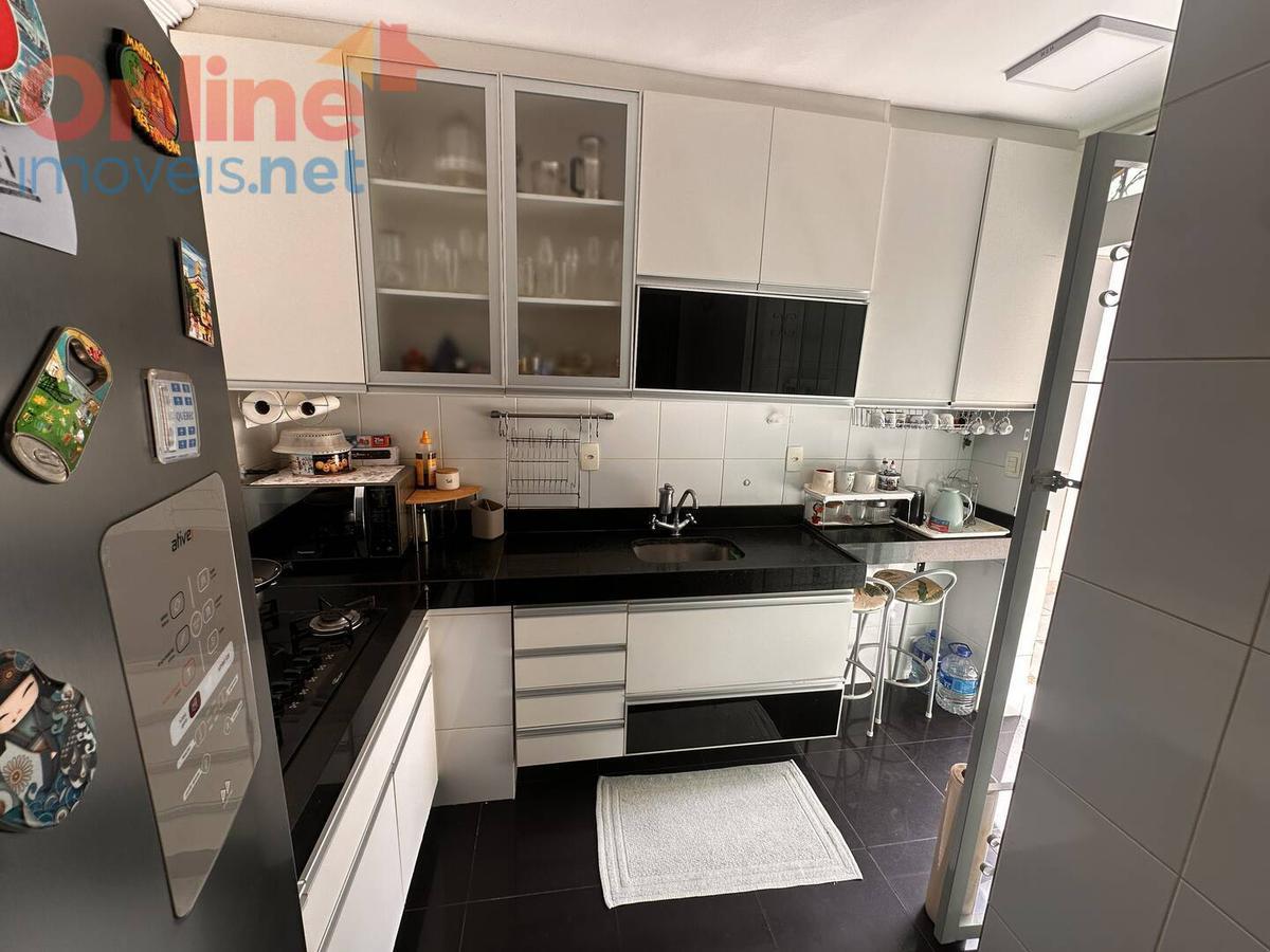 Casa, Fernão Dias, 3 Quartos, 0 Vaga, 1 Suíte