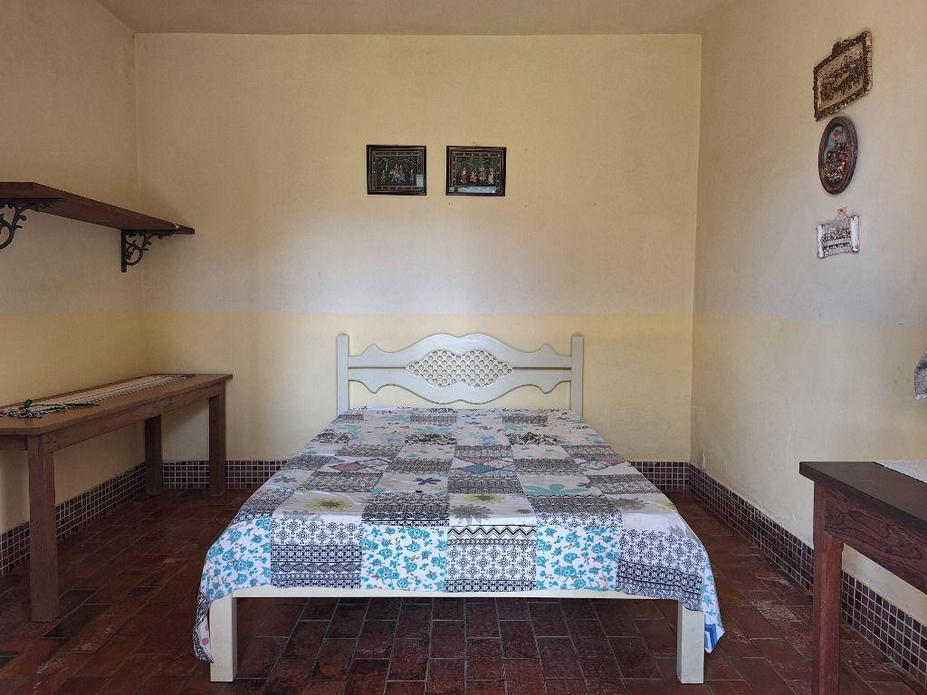 Fazenda, Borges, 0 Quarto, 0 Vaga