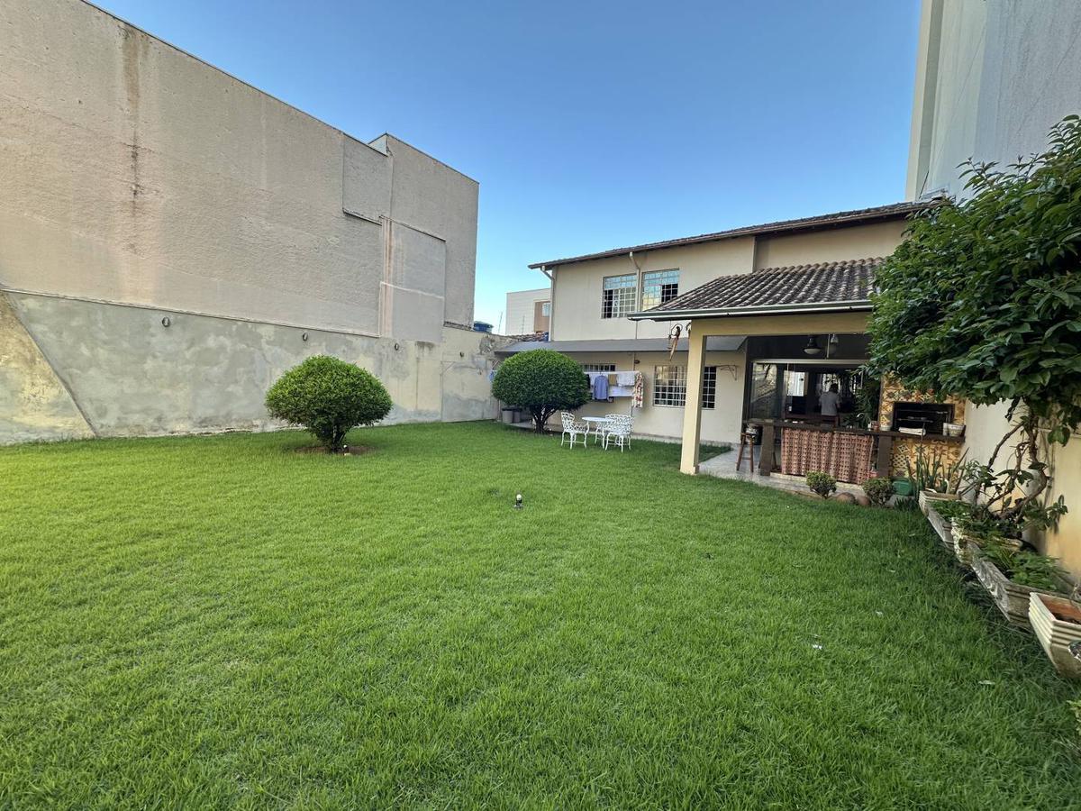 Casa, Giovanini, 3 Quartos, 4 Vagas, 2 Suítes