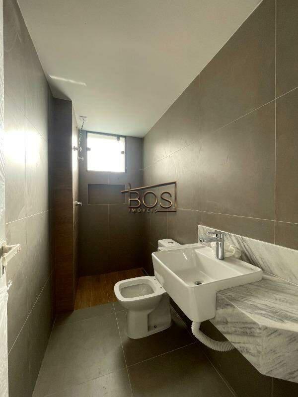 Apartamento, Sagrada Família, 3 Quartos, 2 Vagas, 1 Suíte