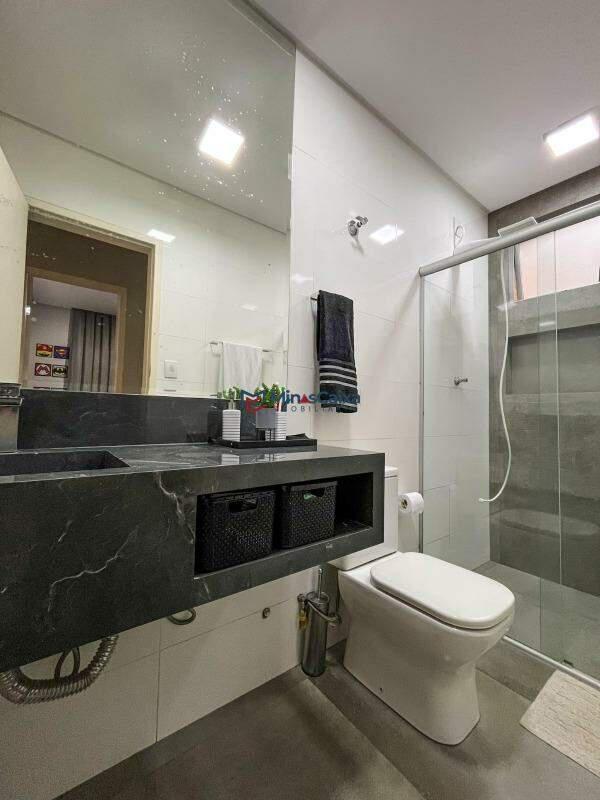 Casa, Santa Maria, 3 Quartos, 2 Vagas, 1 Suíte