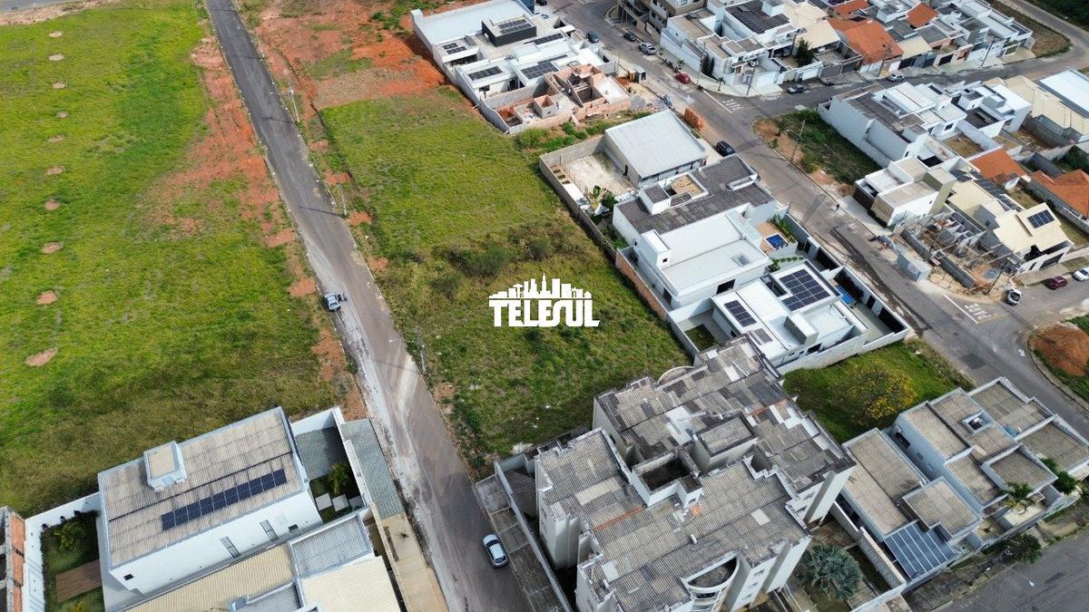 Lote, Vila Verde, 0 Quarto, 0 Vaga