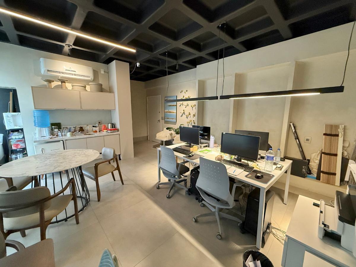 Sala, Liberdade, 0 Quarto, 1 Vaga