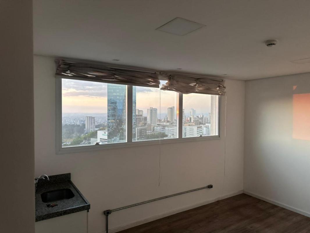 Sala, Vila da Serra, 0 Quarto, 1 Vaga