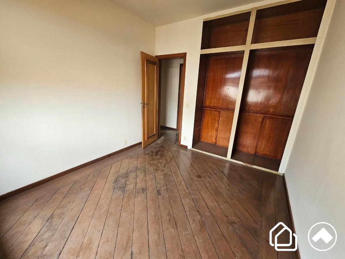 Casa, Santa Teresa, 8 Quartos, 6 Vagas, 2 Suítes