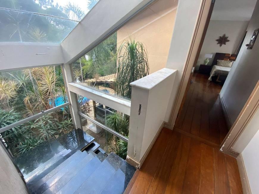 Casa, Trevo, 4 Quartos, 5 Vagas, 2 Suítes