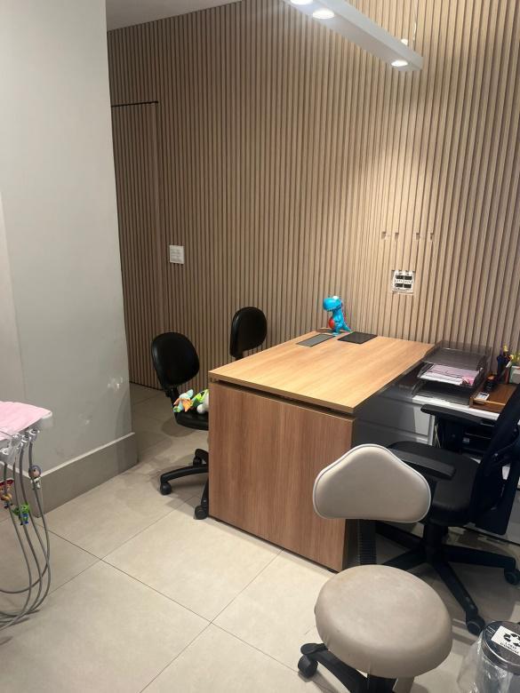 Sala, Funcionários, 1 Vaga