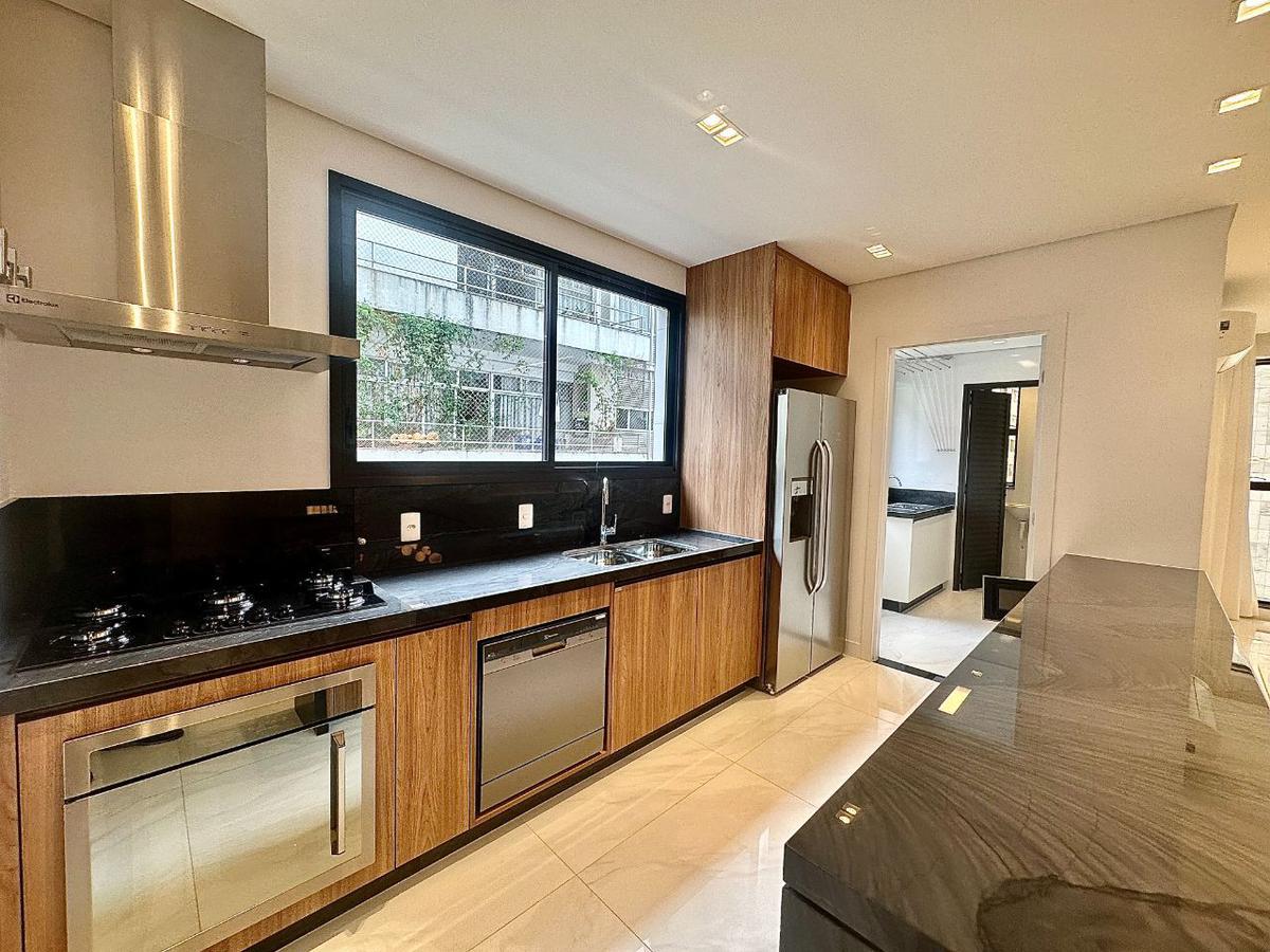 Apartamento, Savassi, 3 Quartos, 2 Vagas, 3 Suítes