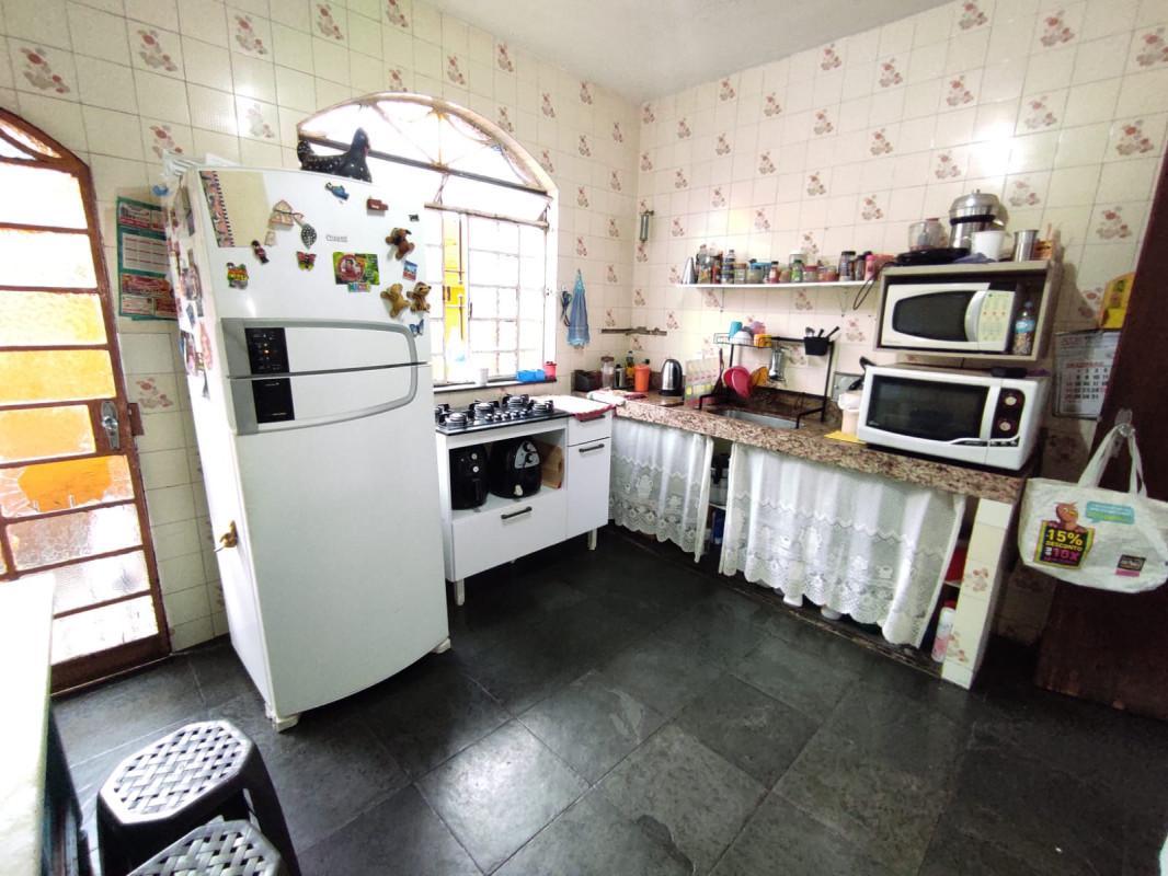 Casa, Alto Caiçaras, 3 Quartos, 2 Vagas, 1 Suíte