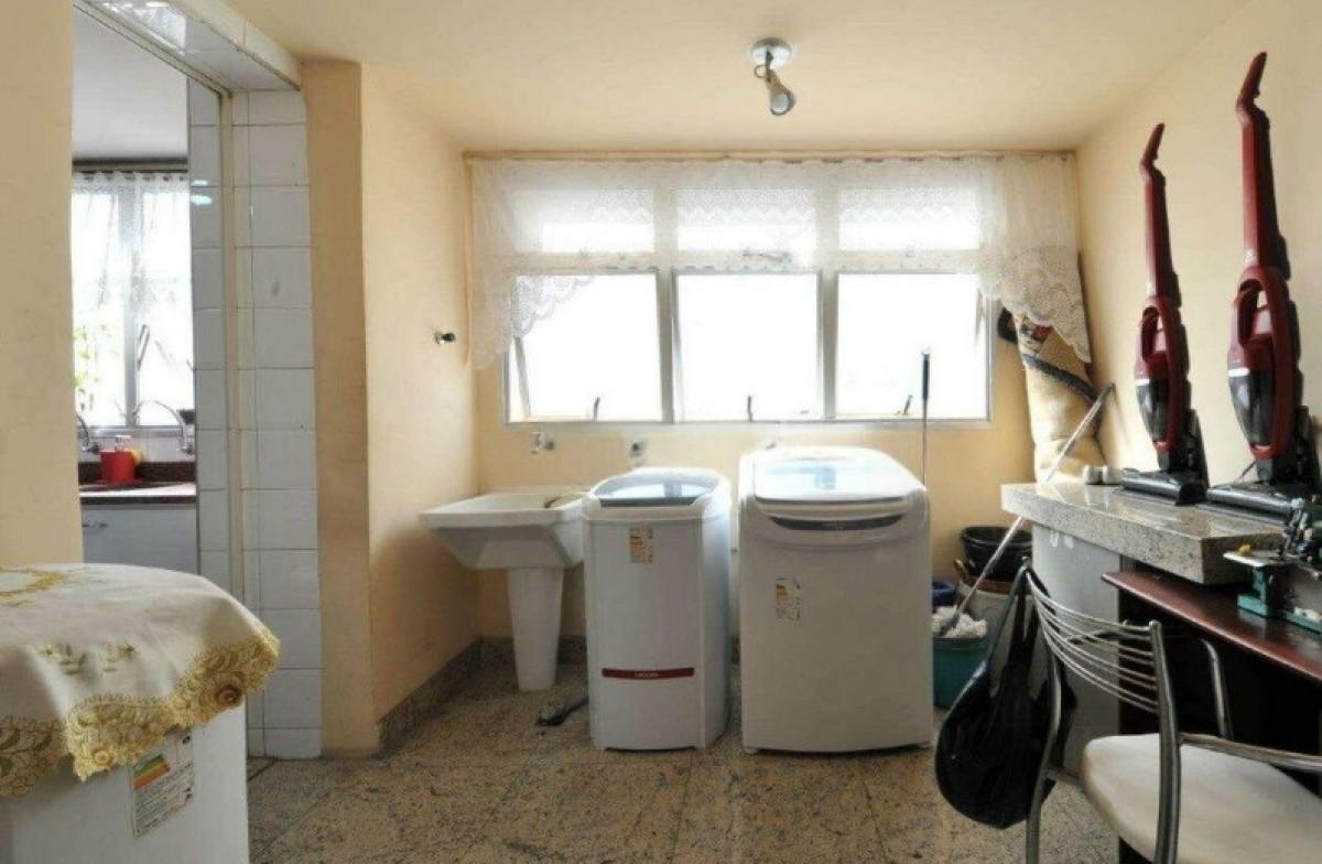 Apartamento, Funcionários, 4 Quartos, 2 Vagas, 1 Suíte