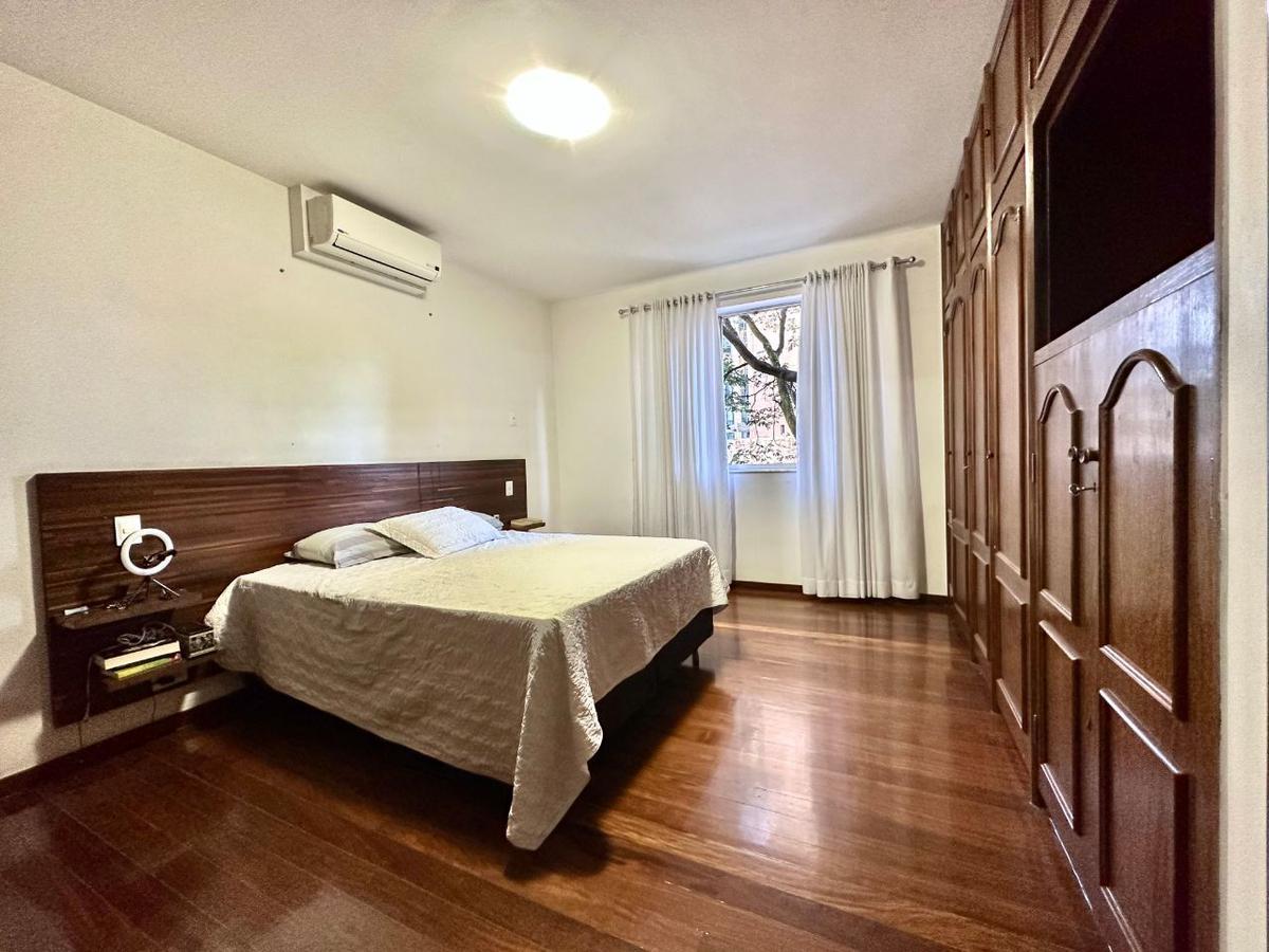 Apartamento, Funcionários, 4 Quartos, 2 Vagas, 1 Suíte