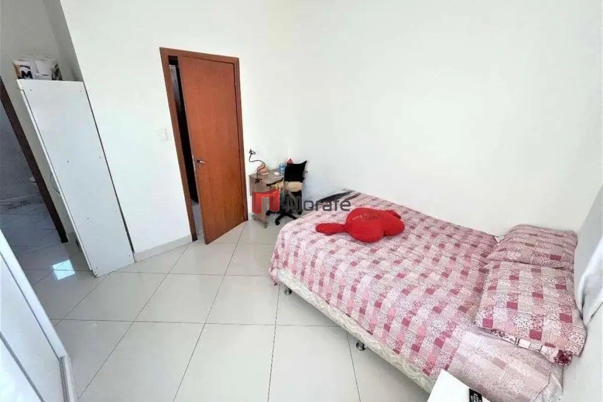 Casa, Santa Branca, 3 Quartos, 2 Vagas, 1 Suíte