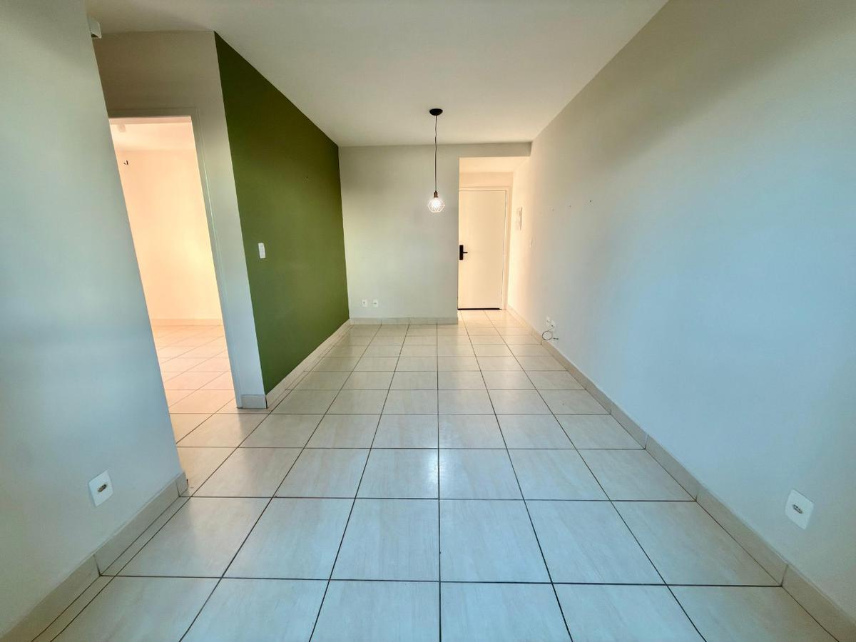 Apartamento, Santa Mônica, 2 Quartos, 1 Vaga