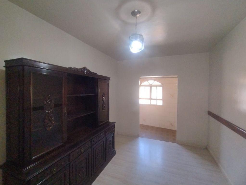 Prédio, Centro, 0 Quarto, 0 Vaga