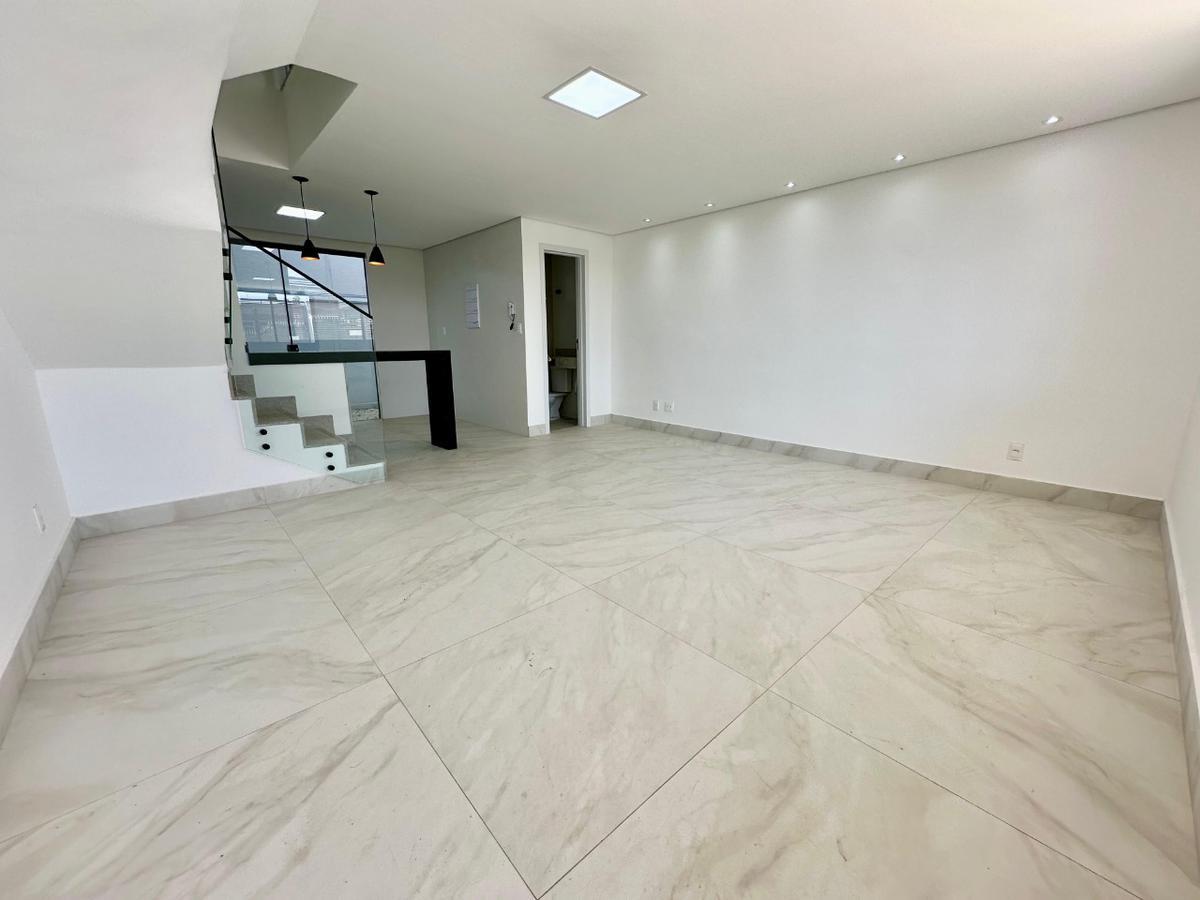 Casa, Planalto, 3 Quartos, 2 Vagas, 1 Suíte