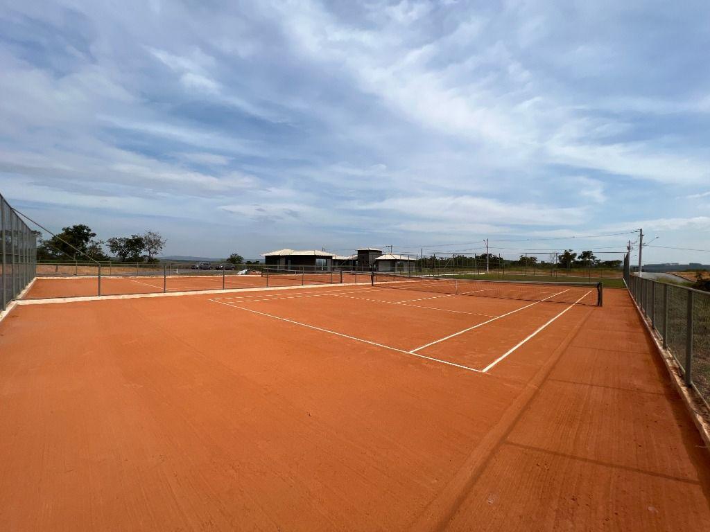 Lote, Centro, 0 Quarto, 0 Vaga