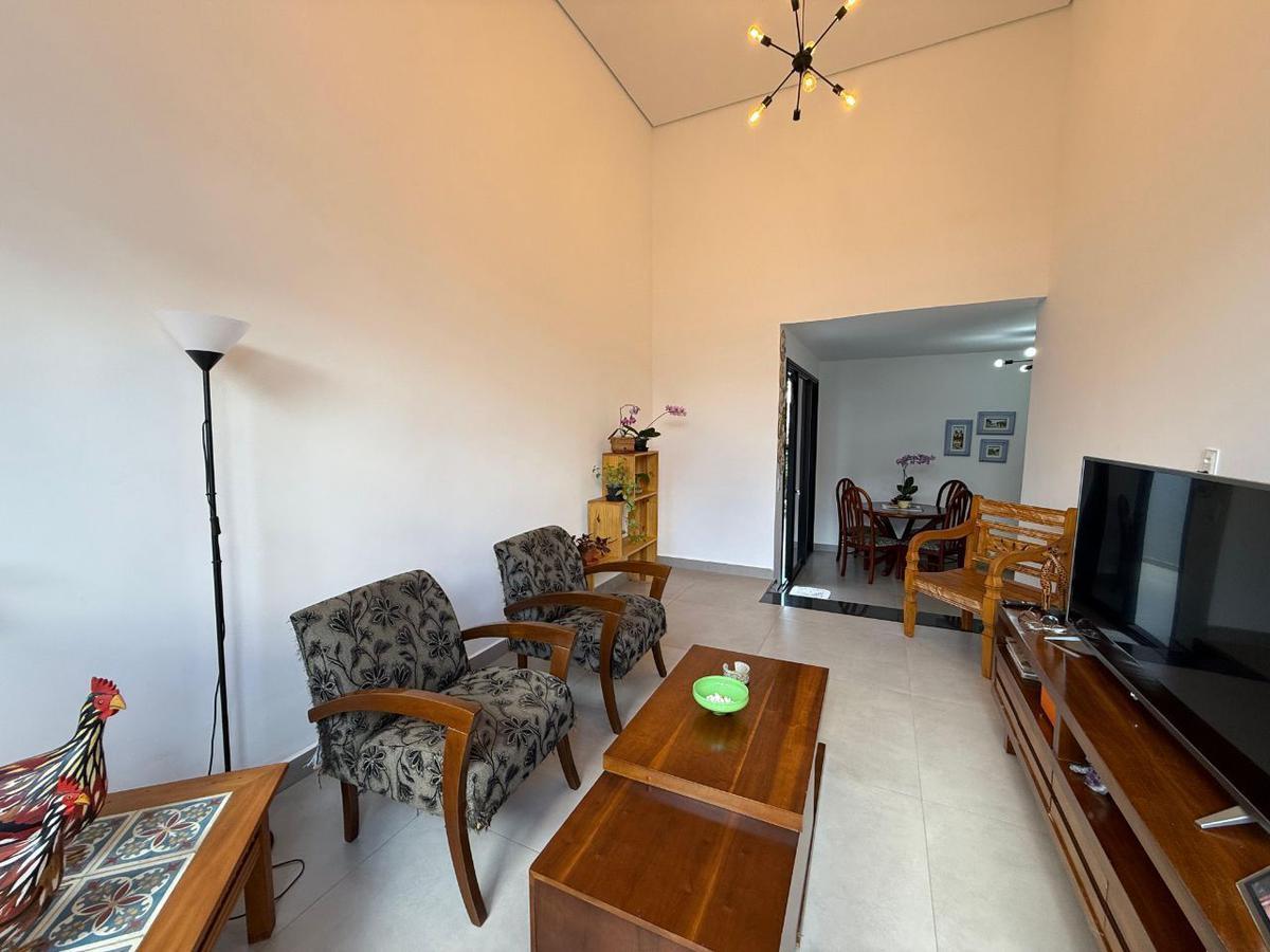 Casa, Itapoã, 3 Quartos, 4 Vagas, 1 Suíte