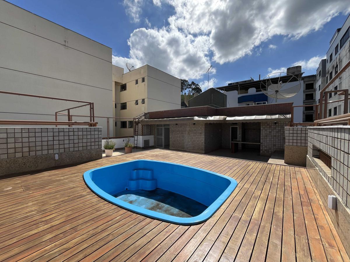 Cobertura, Ramos, 5 Quartos, 2 Vagas, 2 Suítes