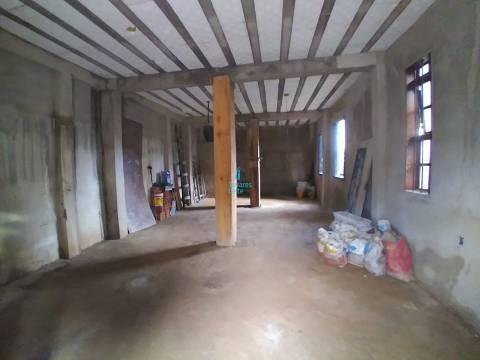 Casa, Betânia, 3 Quartos, 5 Vagas, 1 Suíte