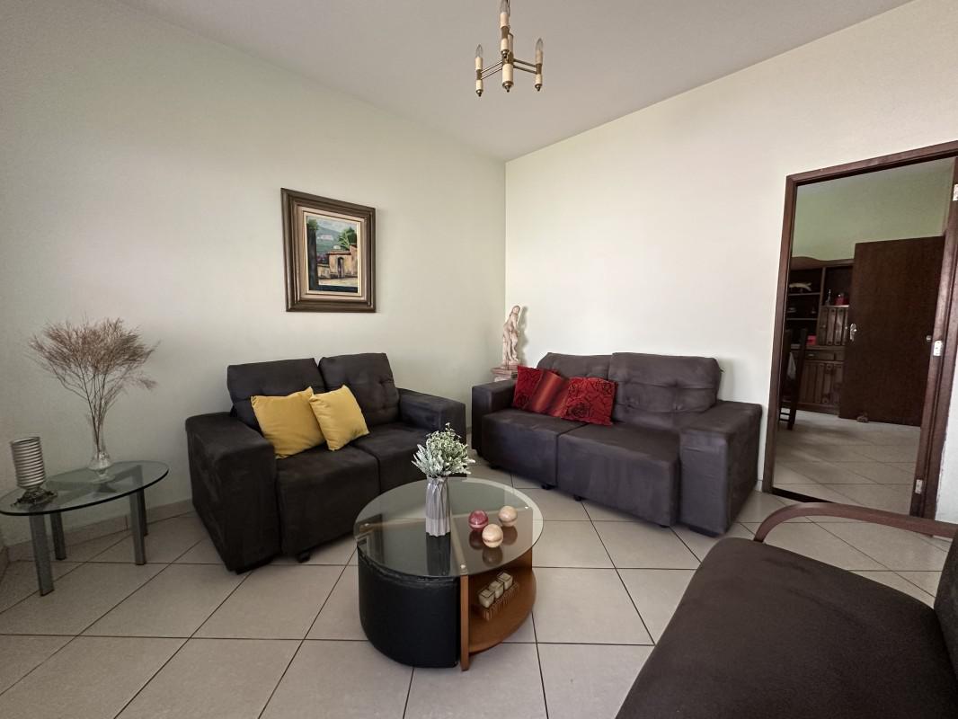 Lote, Caiçaras, 3 Quartos, 3 Vagas, 1 Suíte