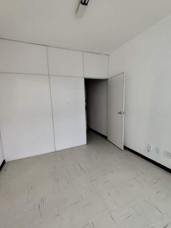 Andar, Santa Efigênia, 0 Quarto, 2 Vagas