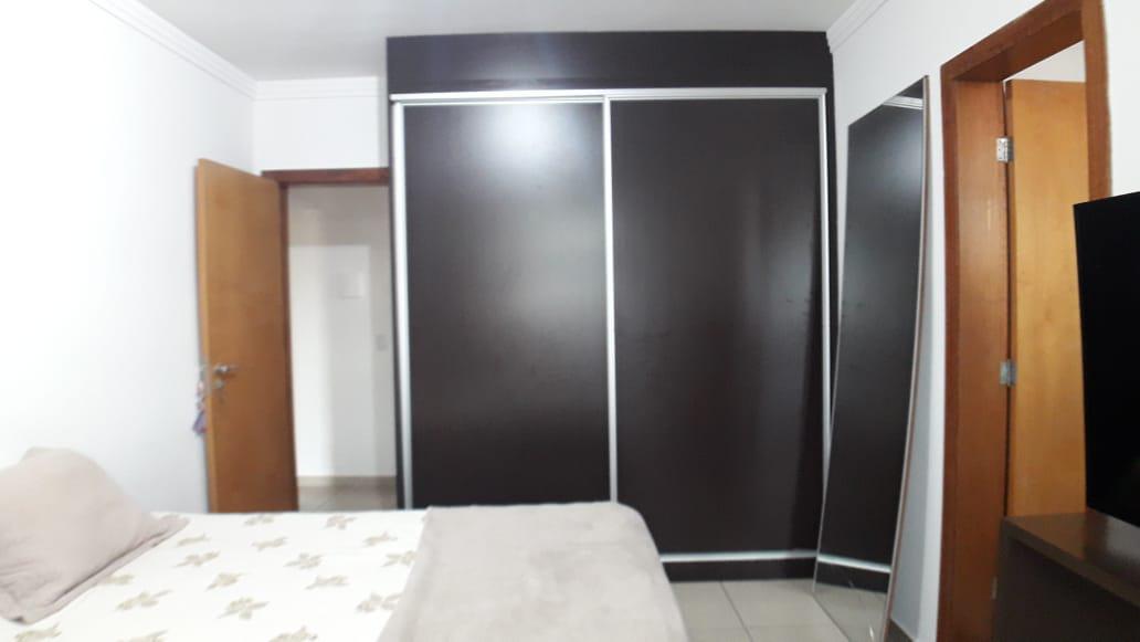 Casa, Europa, 3 Quartos, 4 Vagas, 1 Suíte