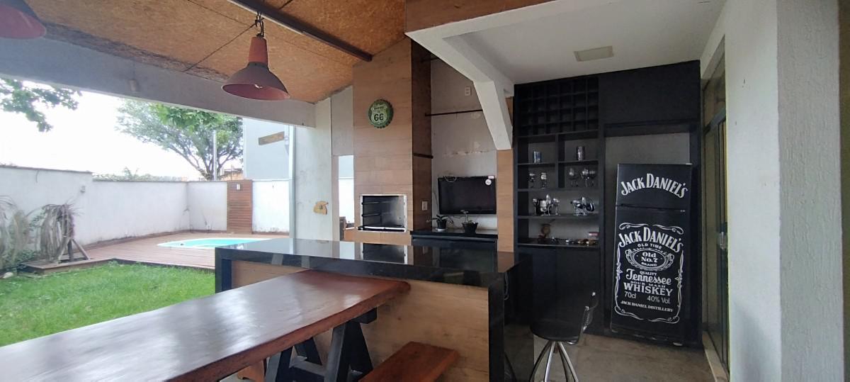 Casa, Cabral, 4 Quartos, 4 Vagas, 1 Suíte