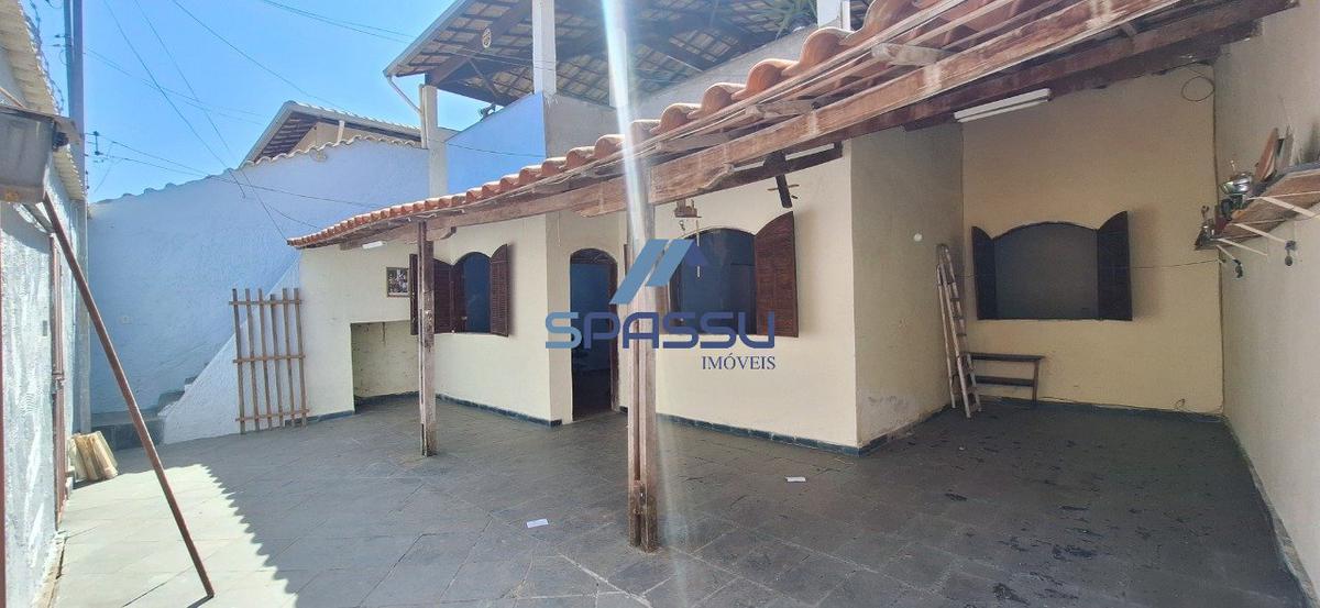 Casa, Jardim Vitória, 3 Quartos, 2 Vagas