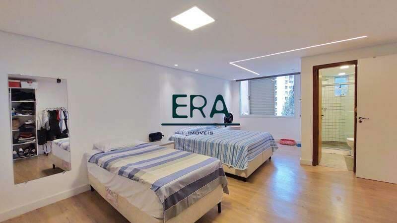 Casa, Comiteco, 5 Quartos, 3 Vagas, 4 Suítes