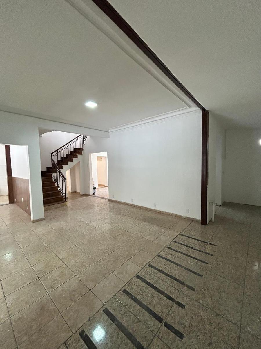 Casa Comercial, Santo Agostinho, 4 Quartos, 0 Vaga