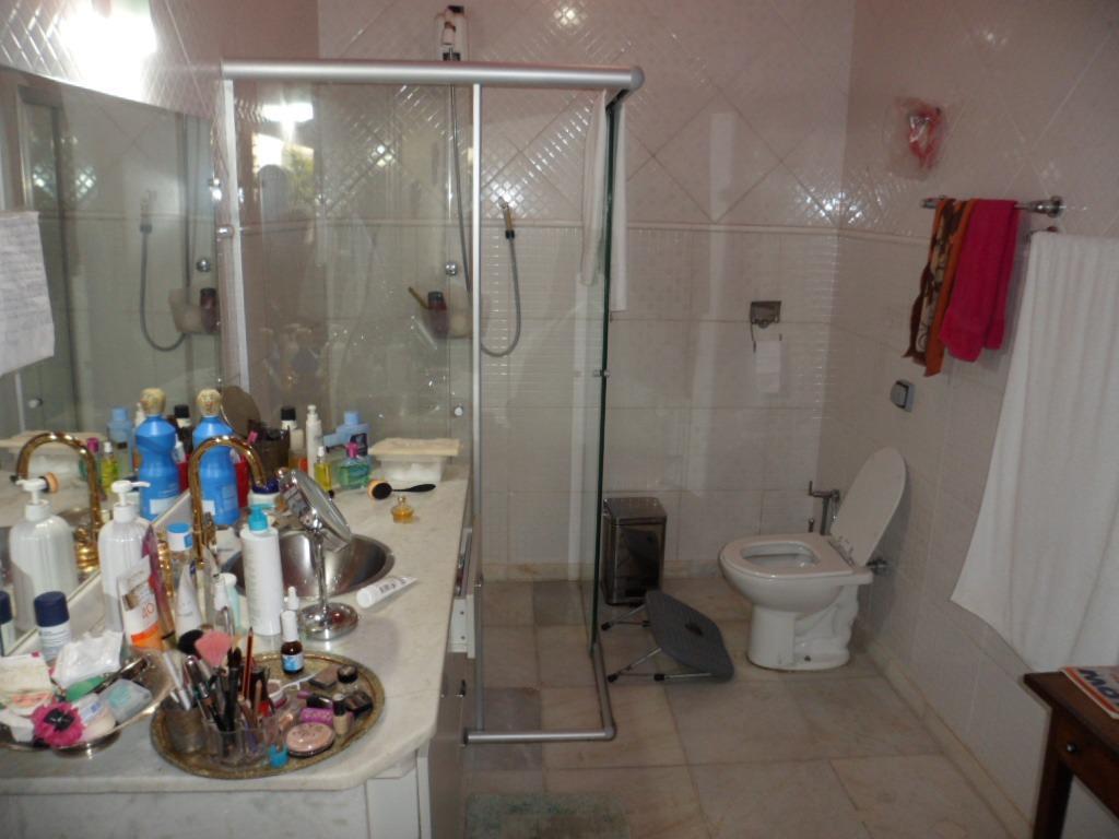 Casa, São Luiz (pampulha), 7 Quartos, 8 Vagas, 2 Suítes