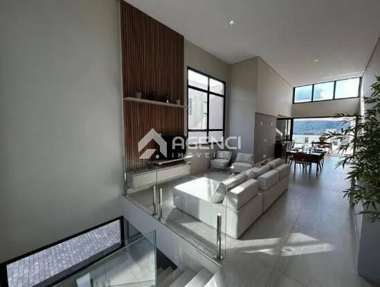 Casa em Condomínio, Alphaville - Lagoa dos Ingleses, 5 Quartos, 0 Vaga, 4 Suítes