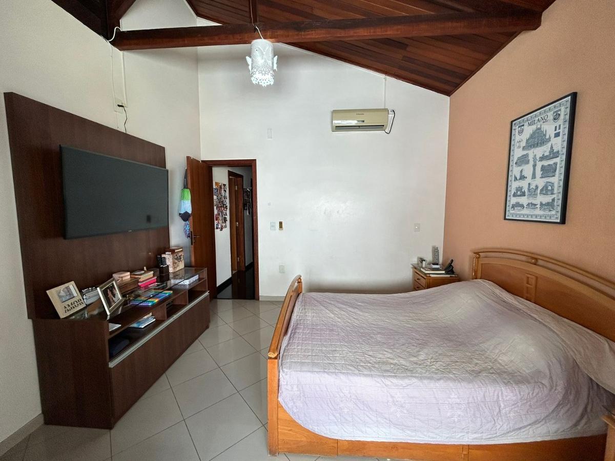 Casa, Pirajá, 4 Quartos, 4 Vagas, 2 Suítes