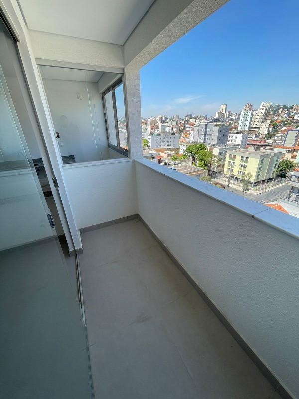 Apartamento, Sagrada Família, 2 Quartos, 2 Vagas, 1 Suíte