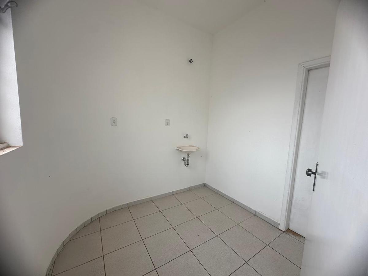 Andar, Centro, 0 Quarto, 0 Vaga