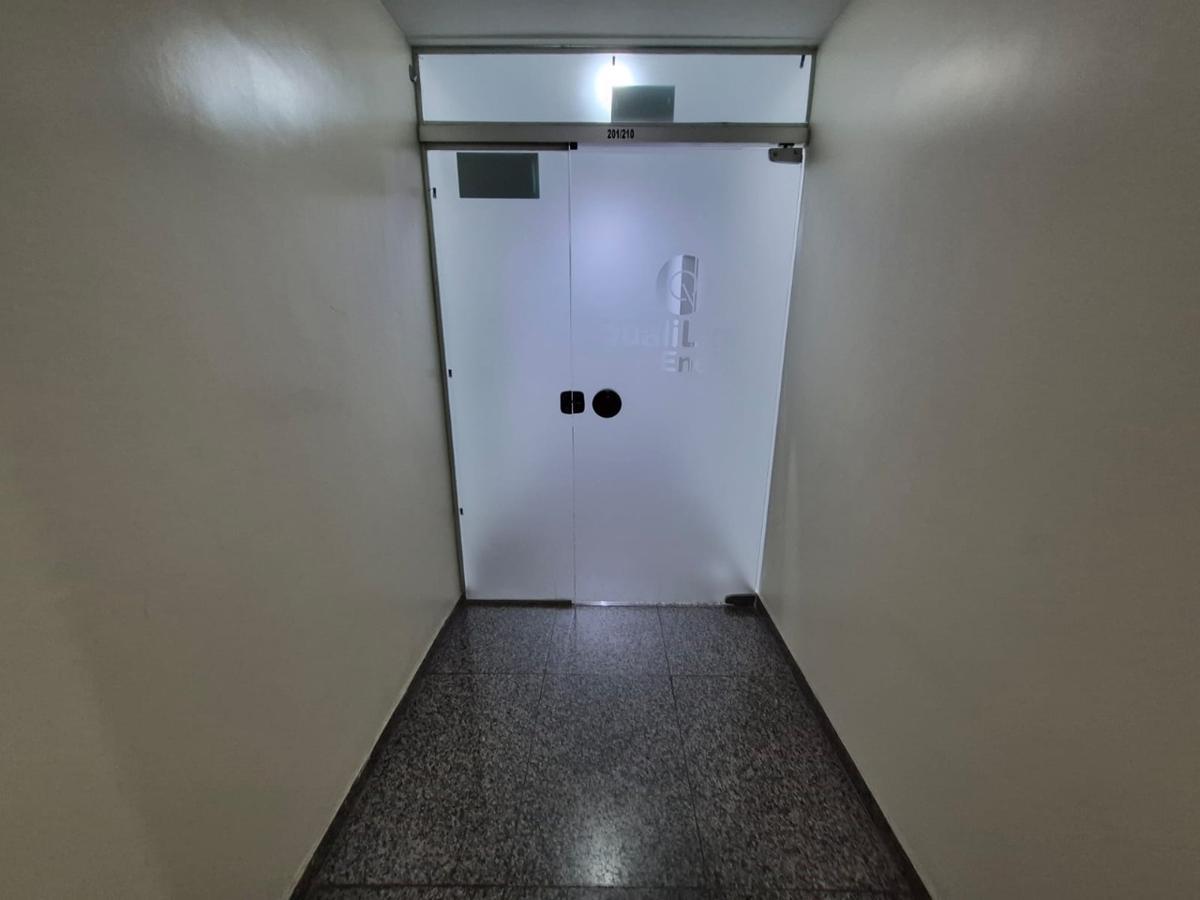 Sala, Estoril, 0 Quarto, 0 Vaga